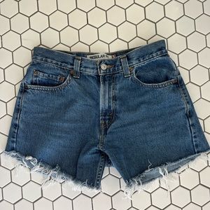 Raw Hem Levi’s Jean Shorts